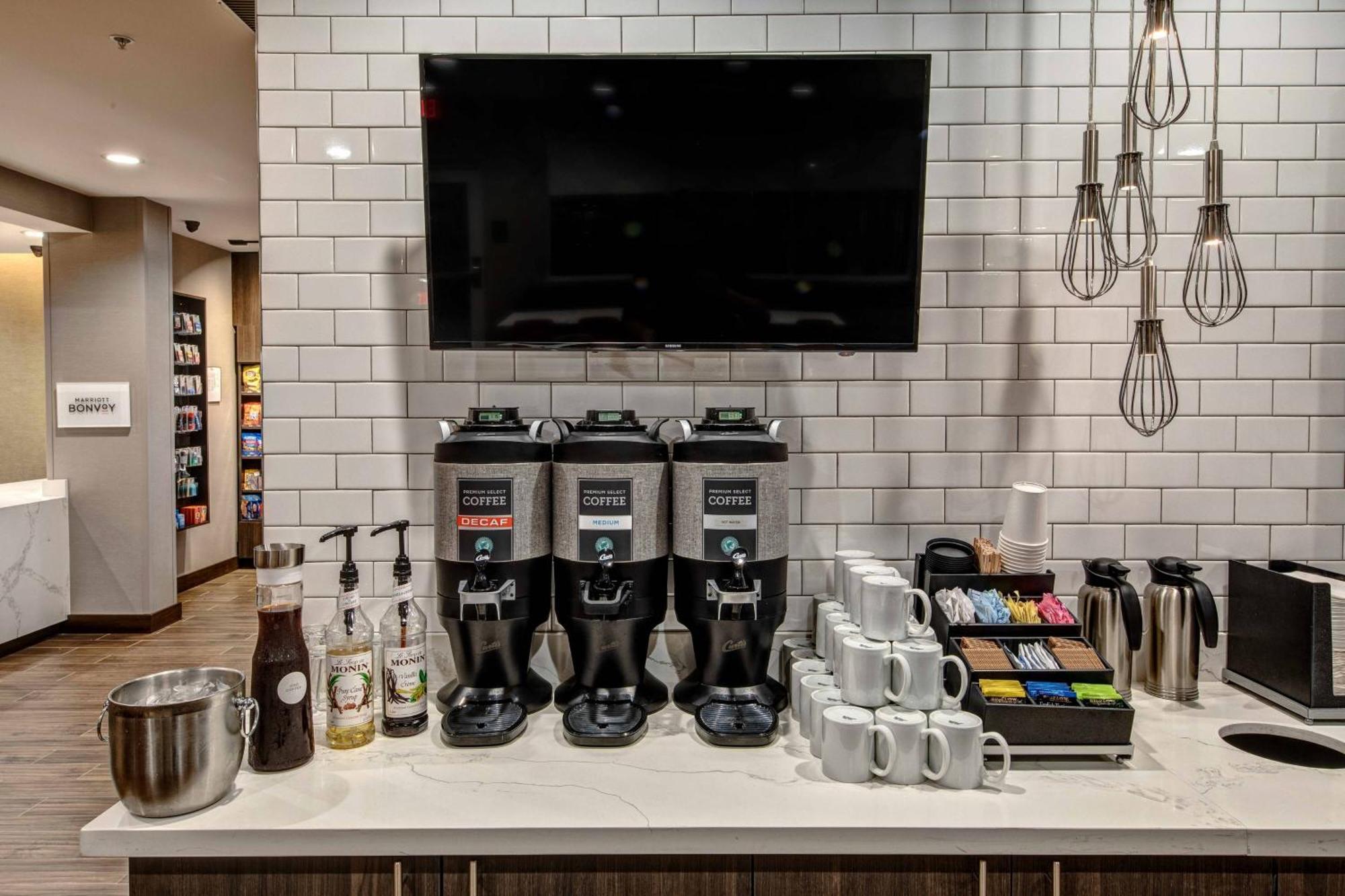 Residence Inn By Marriott Tulsa Midtown Eksteriør bilde